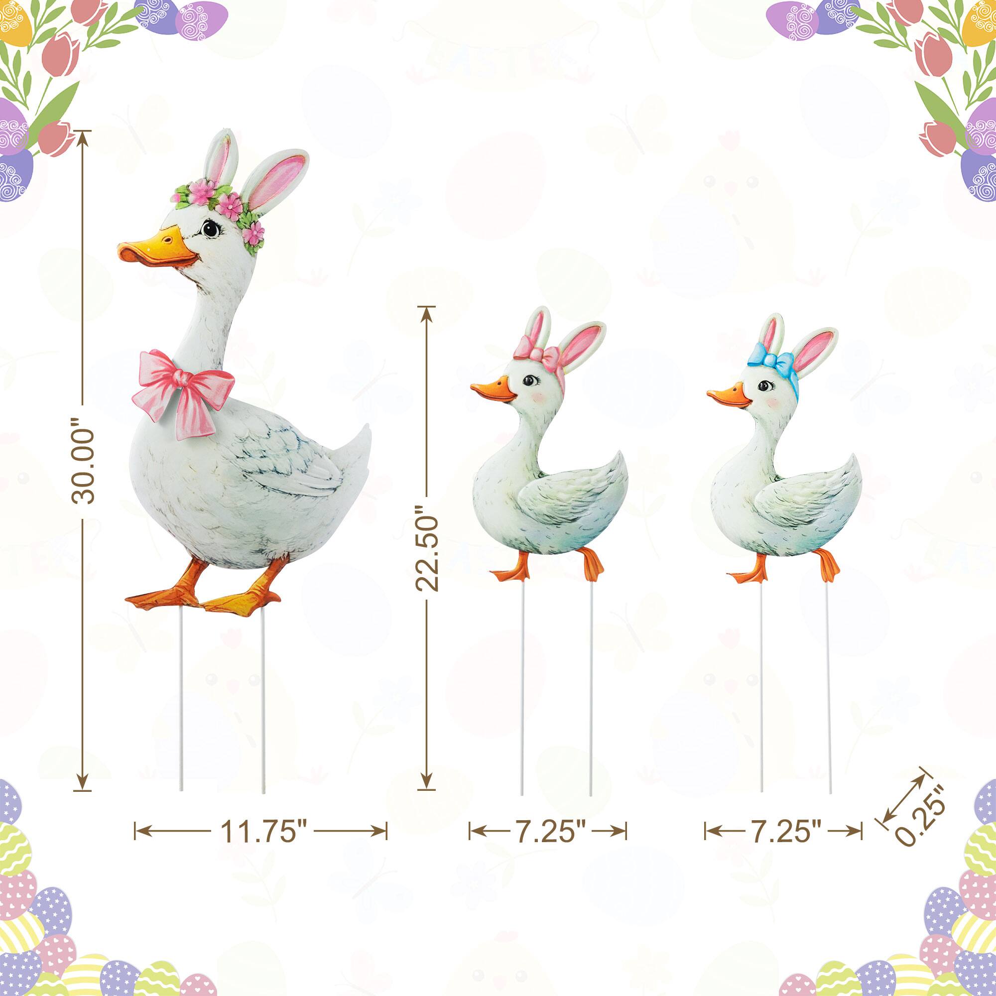 Glitzhome® Set of 3 Easter Metal Duck Family Yard Stake
